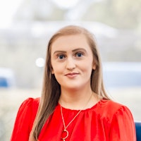 Chloe Wiles Bio Image
